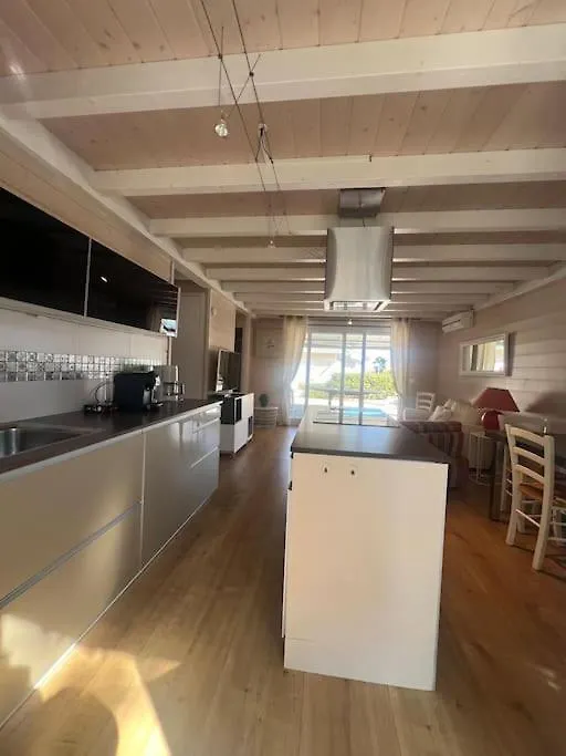 Chalet Maison Climatisee 4 Personnes Gassin Francia